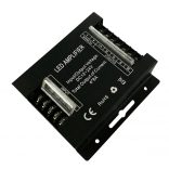 Jelerősítő RGBW/RGB+W led szalaghoz 4*8A, DC12V - 384W; DC24V - 768W